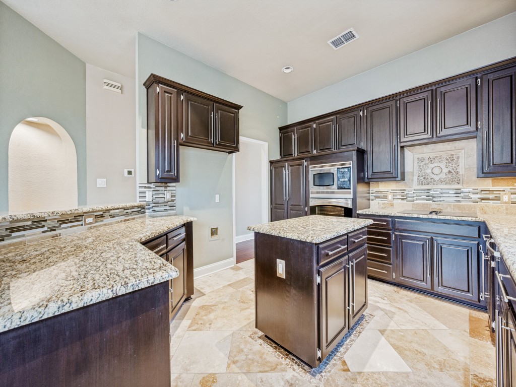 8605 Wellington Point Drive Irving TX 75063