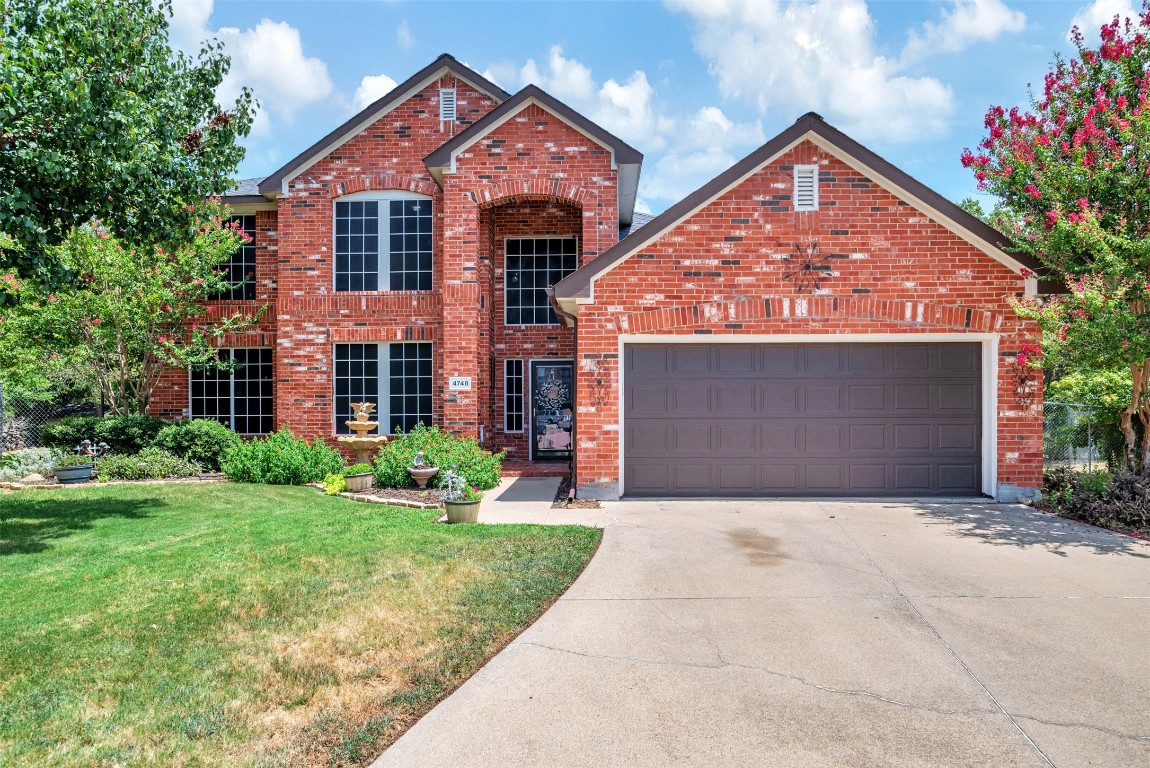 4748 Chaucer Court Grand Prairie TX 75052
