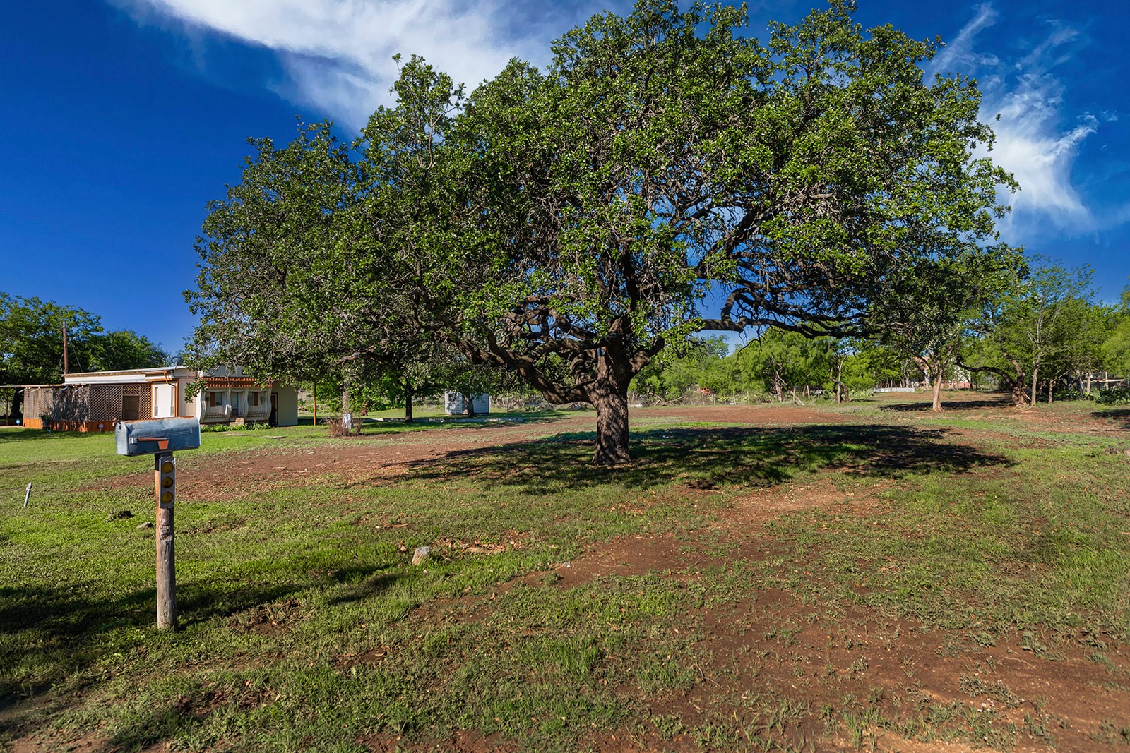 1214 S Mulberry Brady TX 76825
