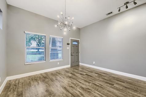 210 W Oak Street Mansfield TX 76063