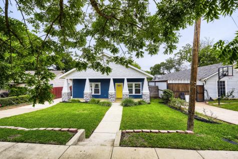 210 W Oak Street Mansfield TX 76063