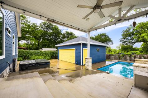 210 W Oak Street Mansfield TX 76063