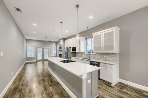 210 W Oak Street Mansfield TX 76063