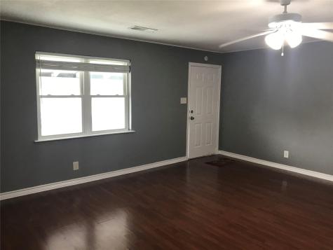 303 Raymond Street Farmersville TX 75442