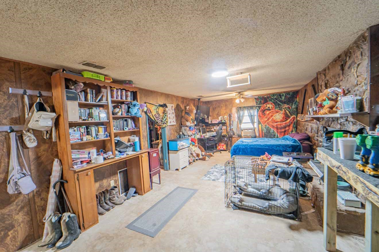 1318 W 2nd Street Breckenridge TX 76424