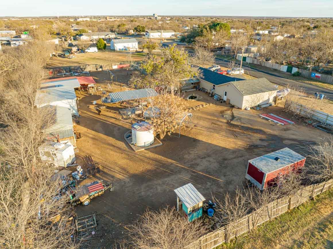 1318 W 2nd Street Breckenridge TX 76424