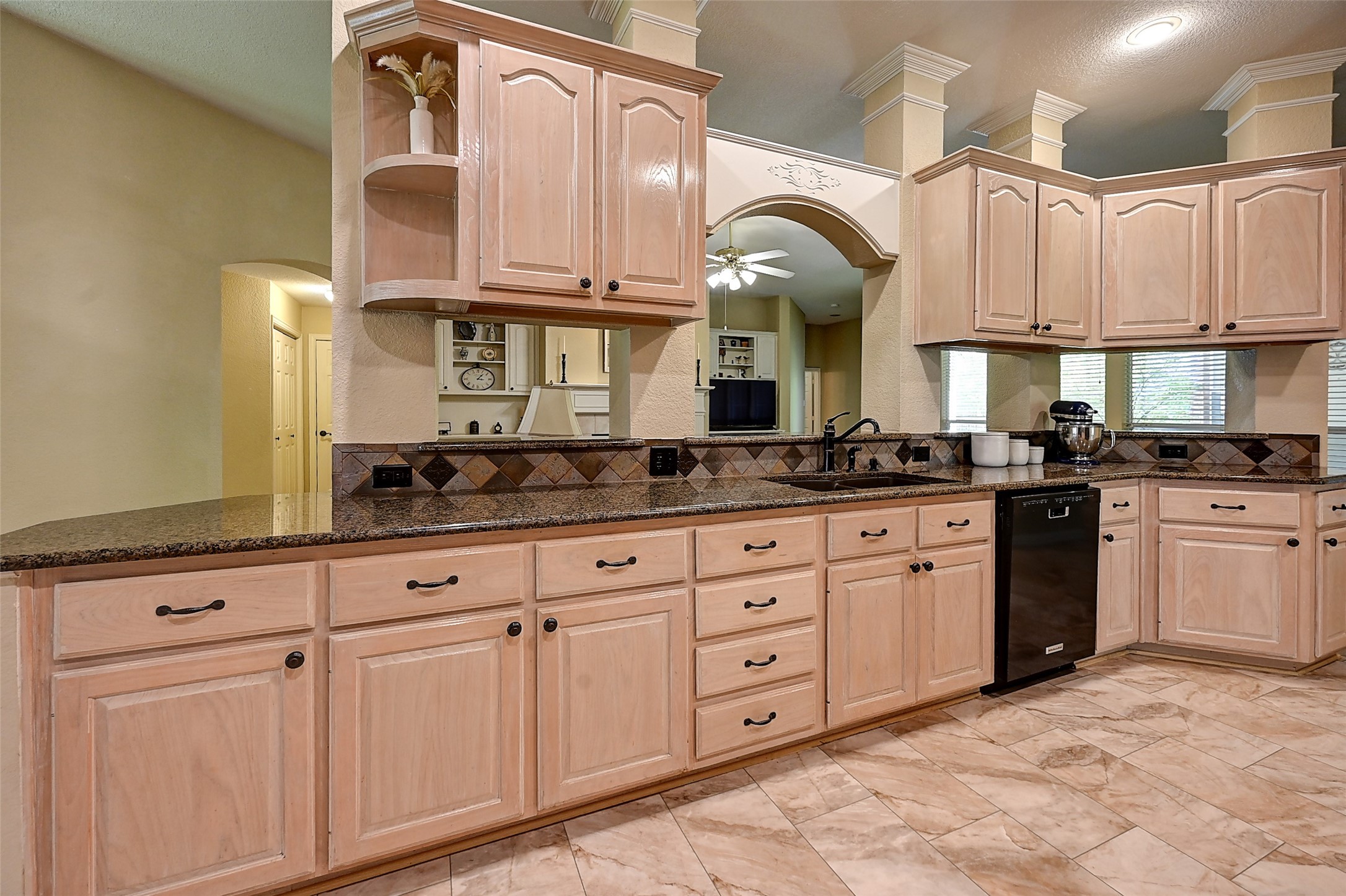 6608 Barclay Lane Garland TX 75044