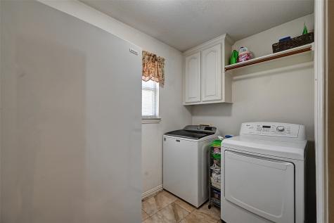 6608 Barclay Lane Garland TX 75044
