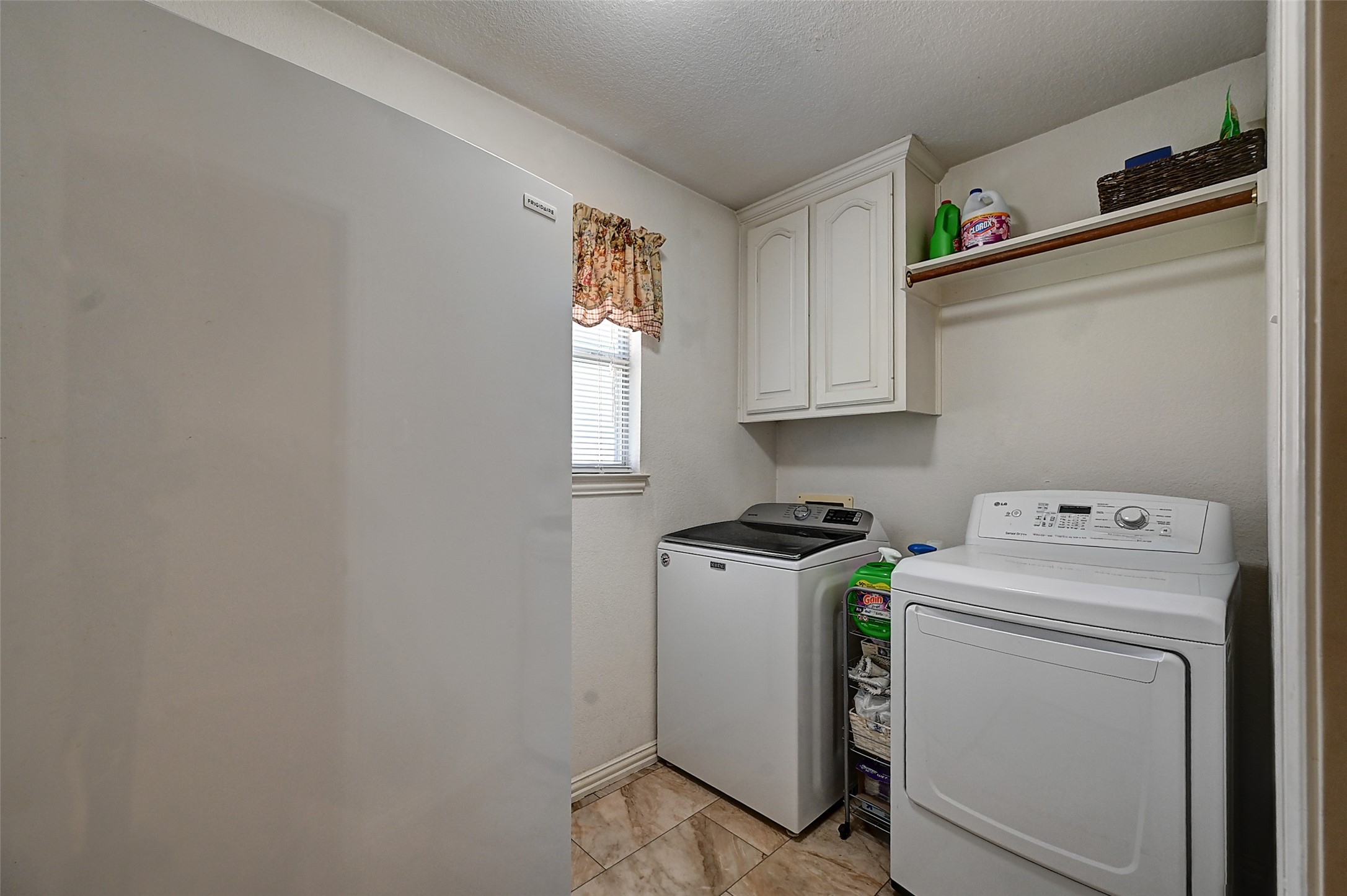 6608 Barclay Lane Garland TX 75044