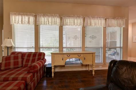 6608 Barclay Lane Garland TX 75044