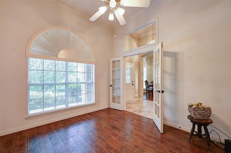 6608 Barclay Lane Garland TX 75044