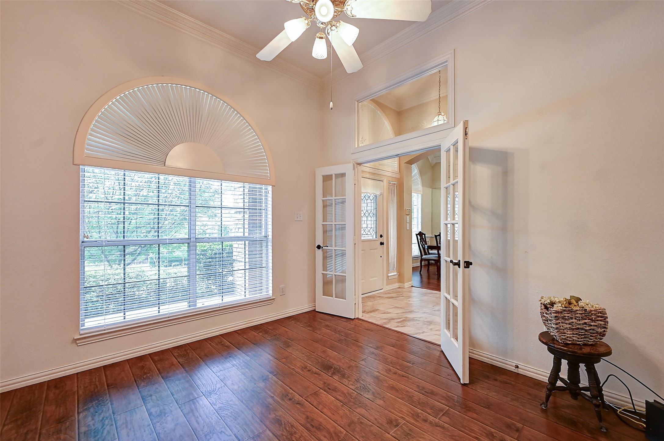 6608 Barclay Lane Garland TX 75044