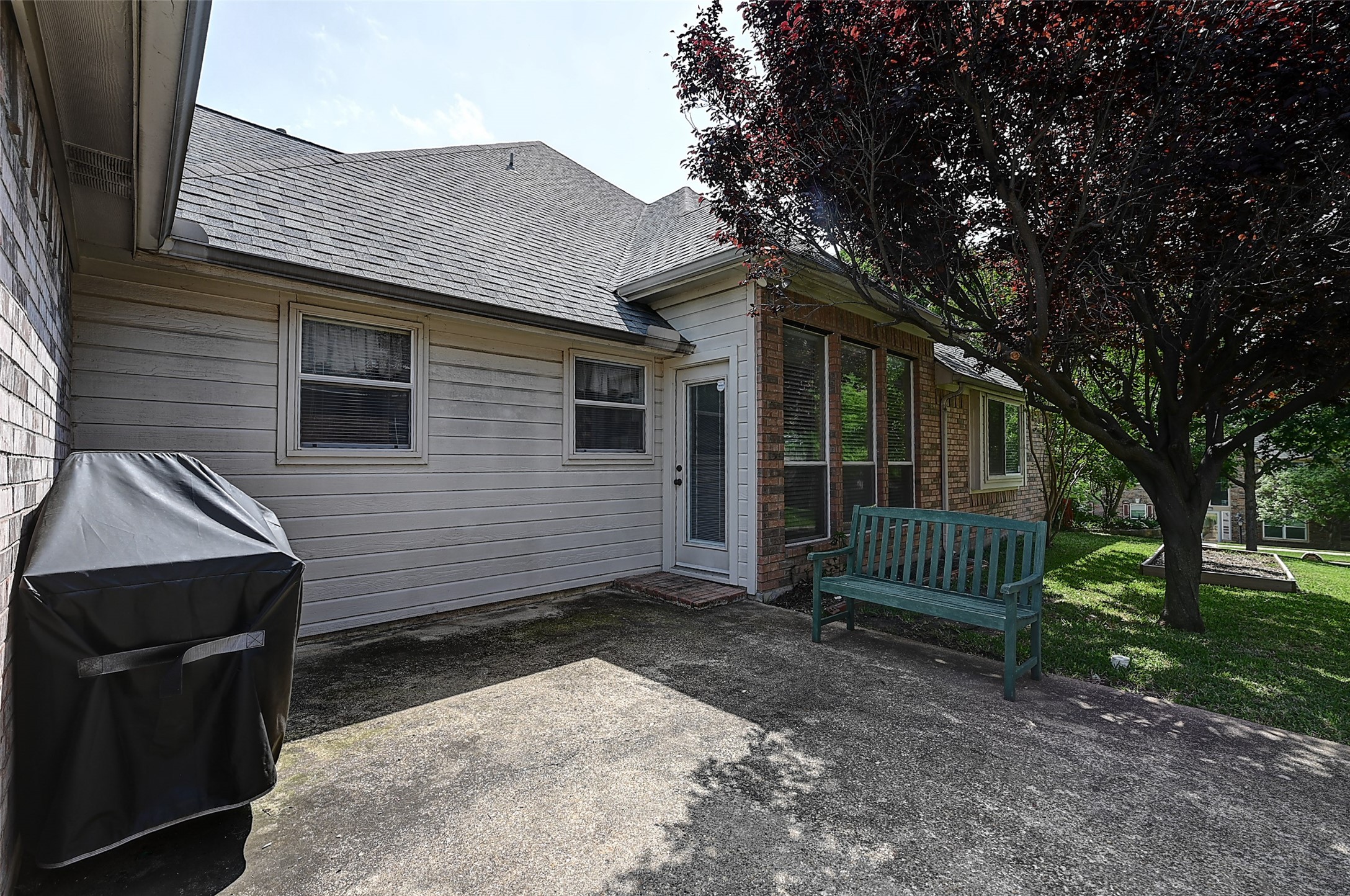 6608 Barclay Lane Garland TX 75044