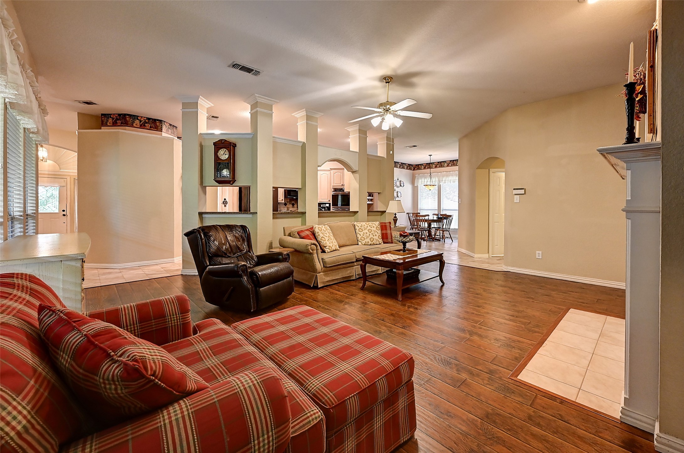 6608 Barclay Lane Garland TX 75044