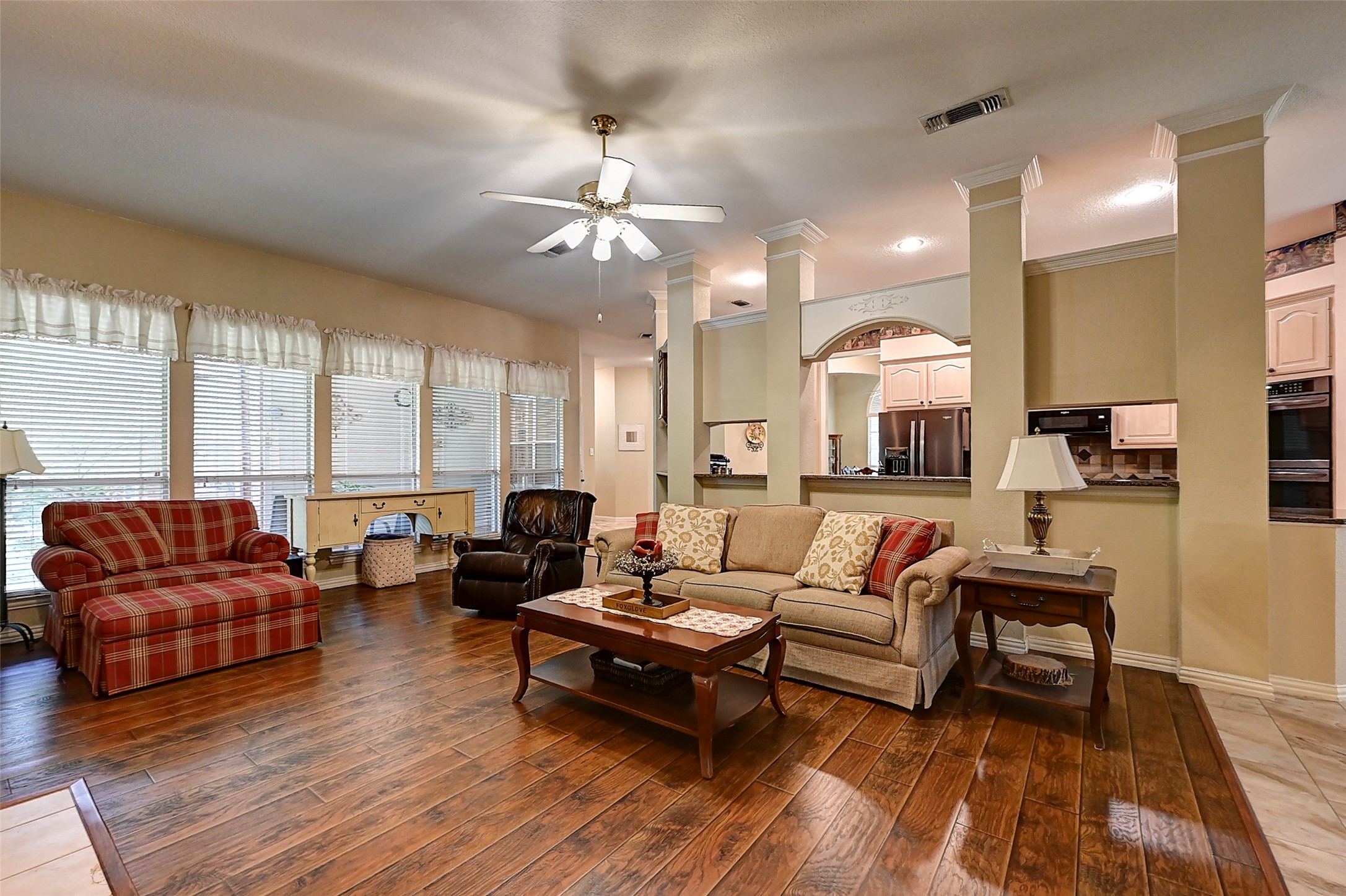 6608 Barclay Lane Garland TX 75044