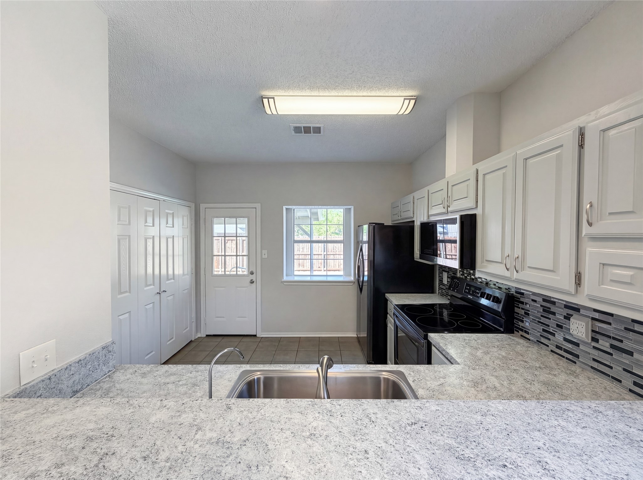 954 S Old Orchard Lane Lewisville TX 75067
