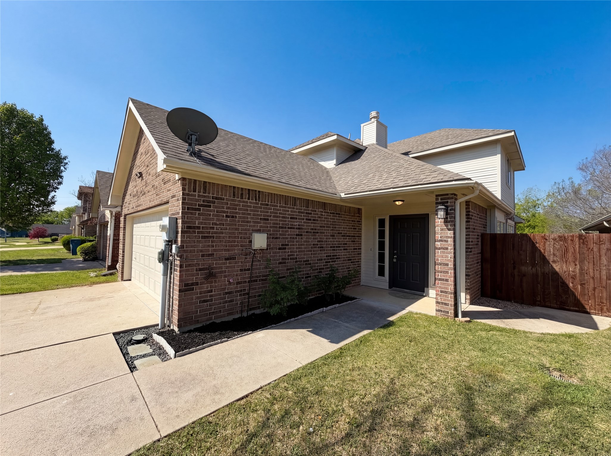 954 S Old Orchard Lane Lewisville TX 75067