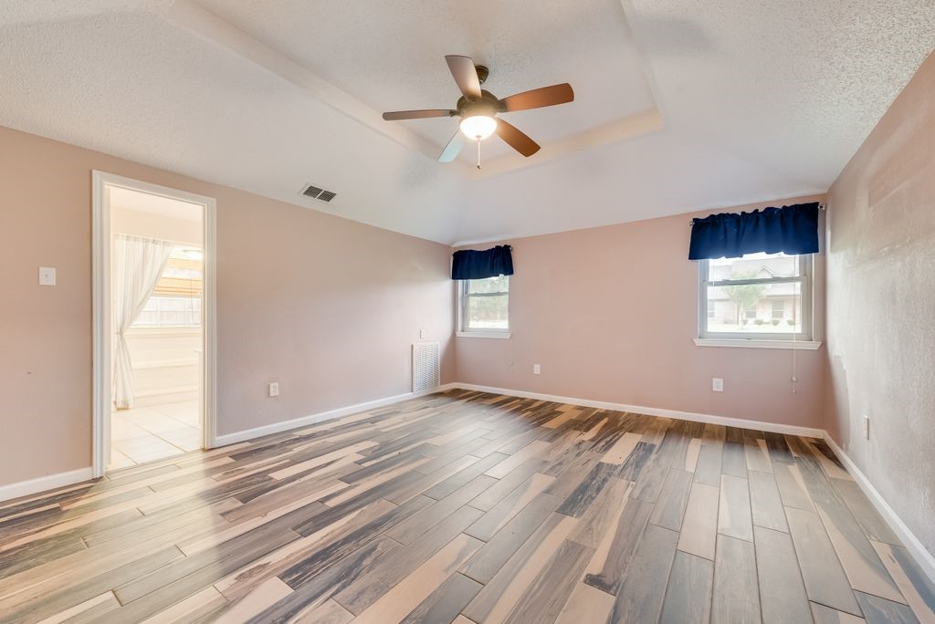 834 Rock Creek Lane Red Oak TX 75154