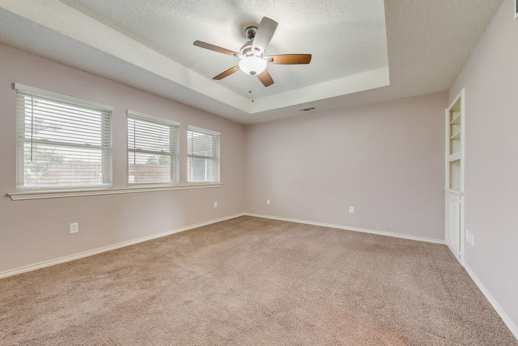 834 Rock Creek Lane Red Oak TX 75154