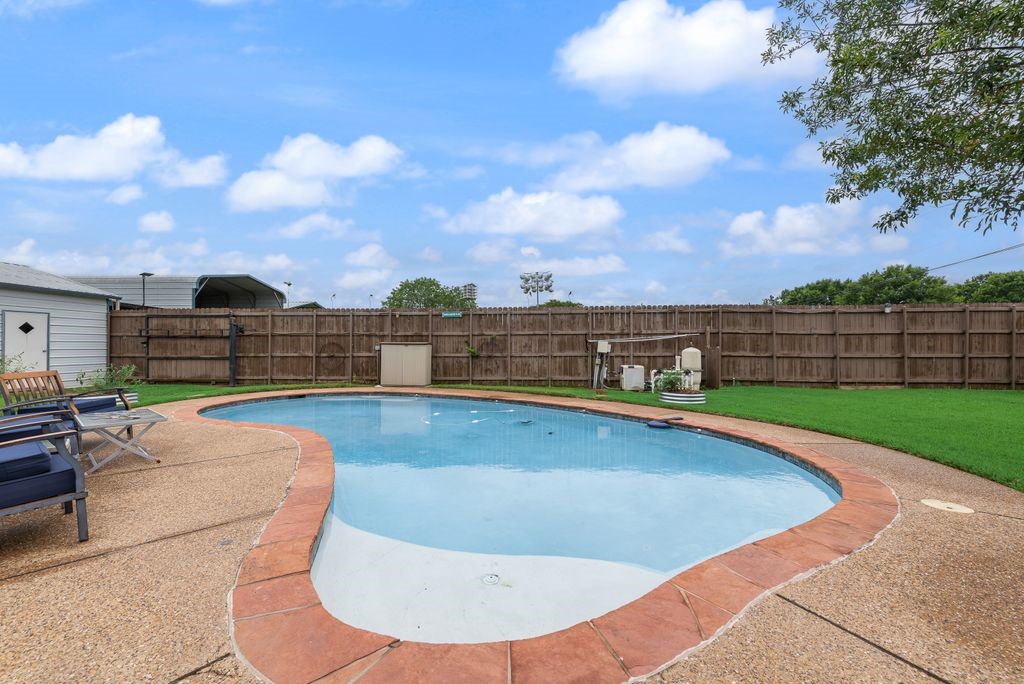 834 Rock Creek Lane Red Oak TX 75154