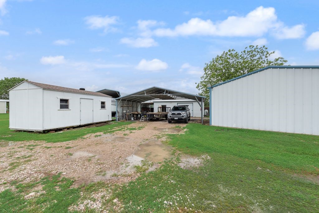 834 Rock Creek Lane Red Oak TX 75154