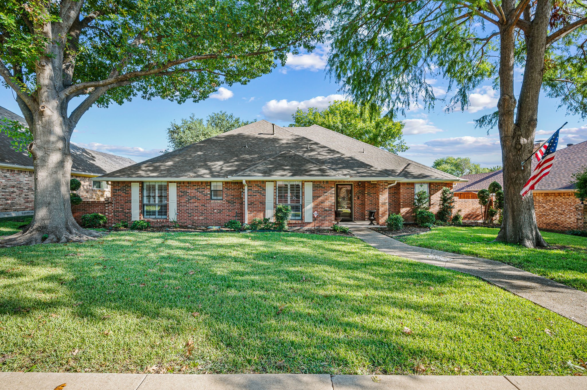 4006 Thornhill Way Rowlett TX 75088