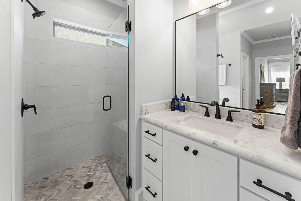 416 Deer Point Cove Chandler TX 75758