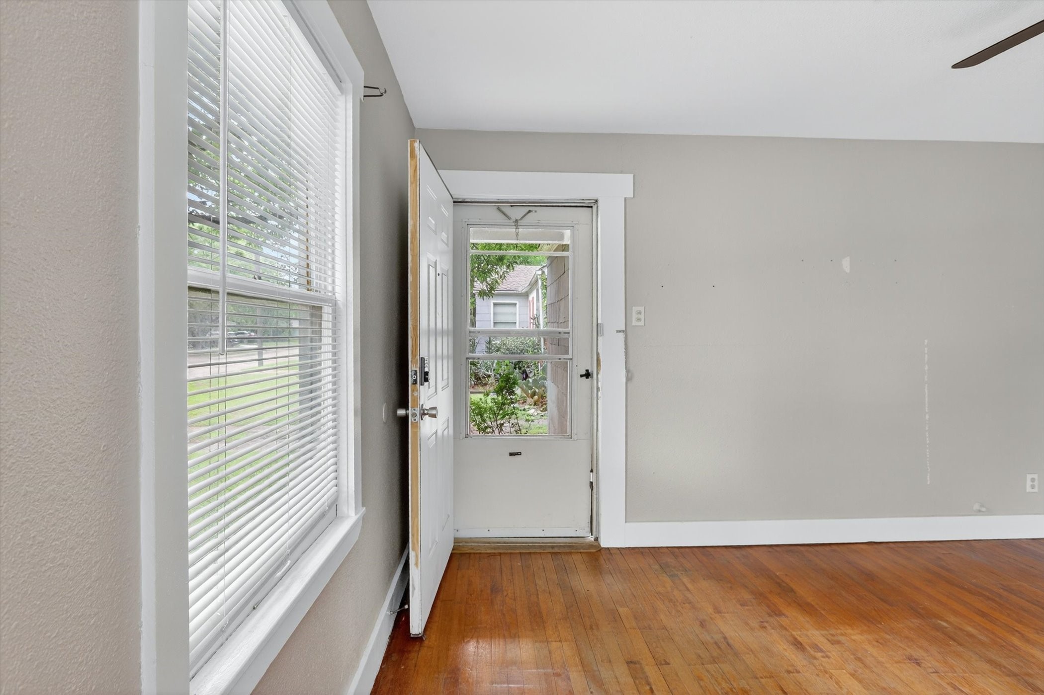 3208 Sandage Avenue Fort Worth TX 76109