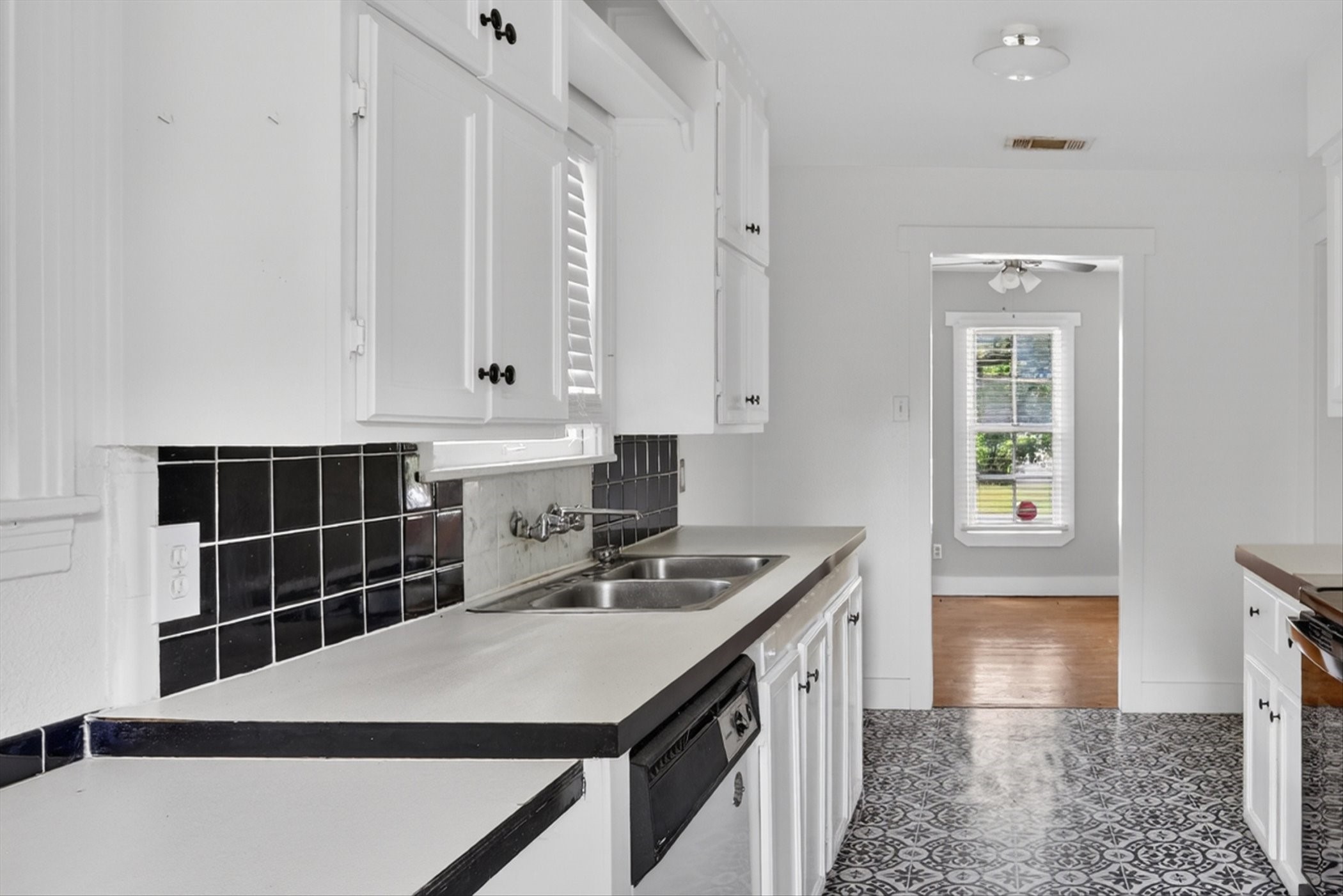 3208 Sandage Avenue Fort Worth TX 76109
