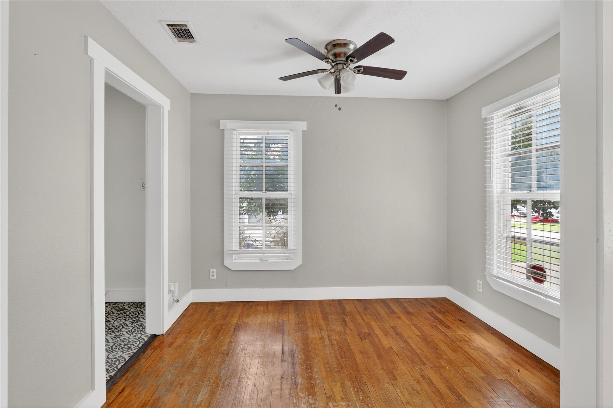 3208 Sandage Avenue Fort Worth TX 76109