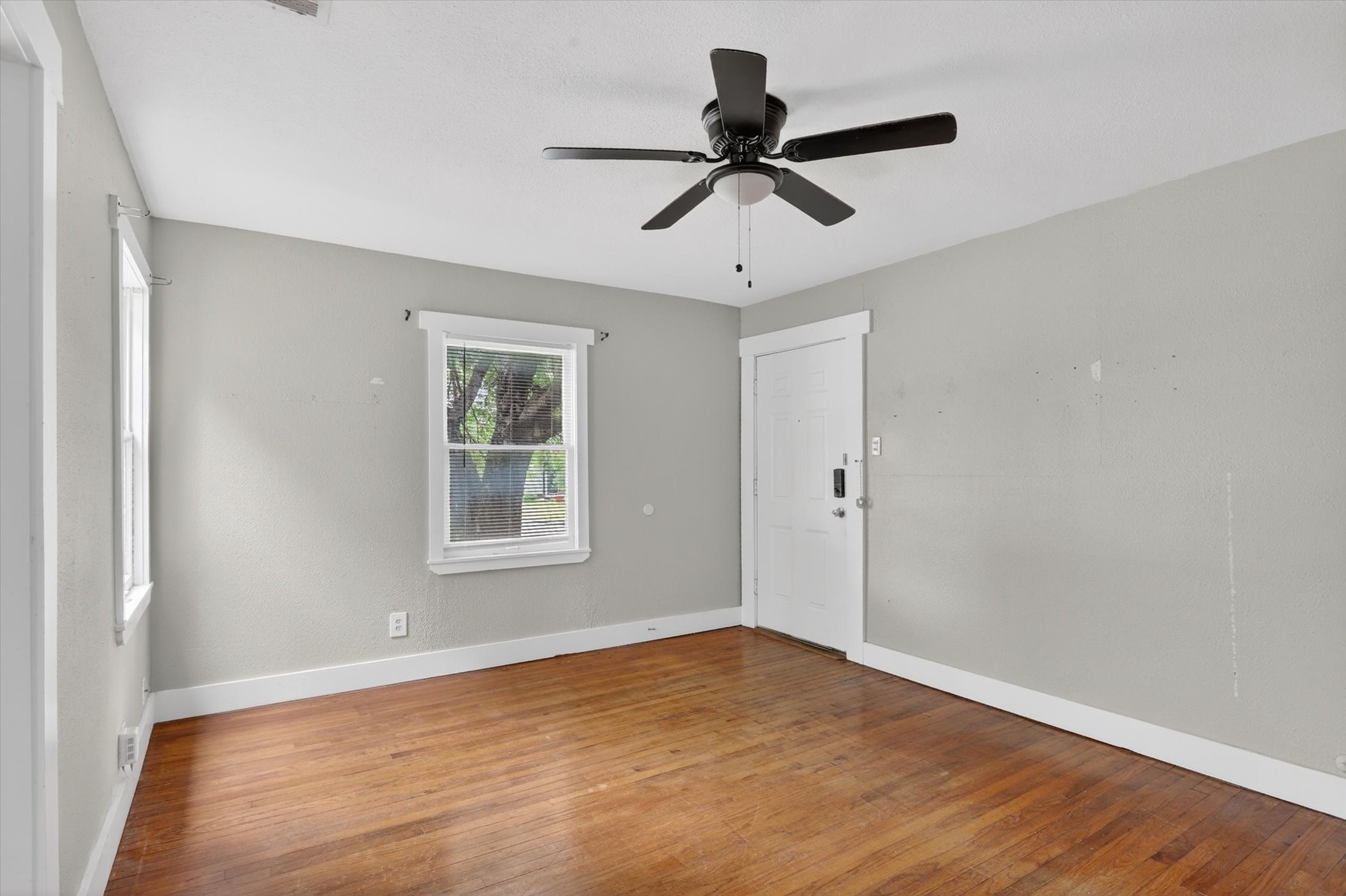 3208 Sandage Avenue Fort Worth TX 76109