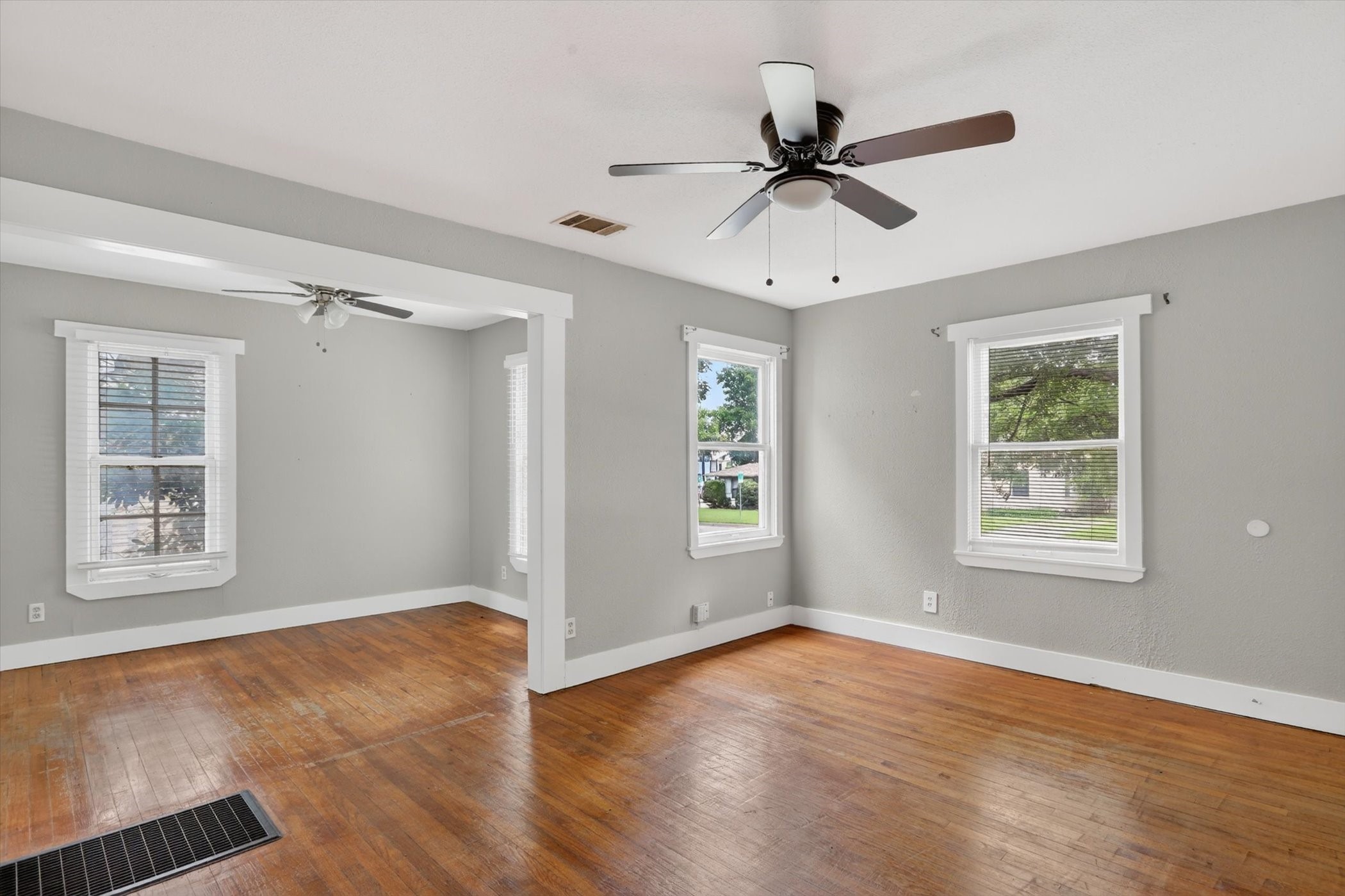 3208 Sandage Avenue Fort Worth TX 76109