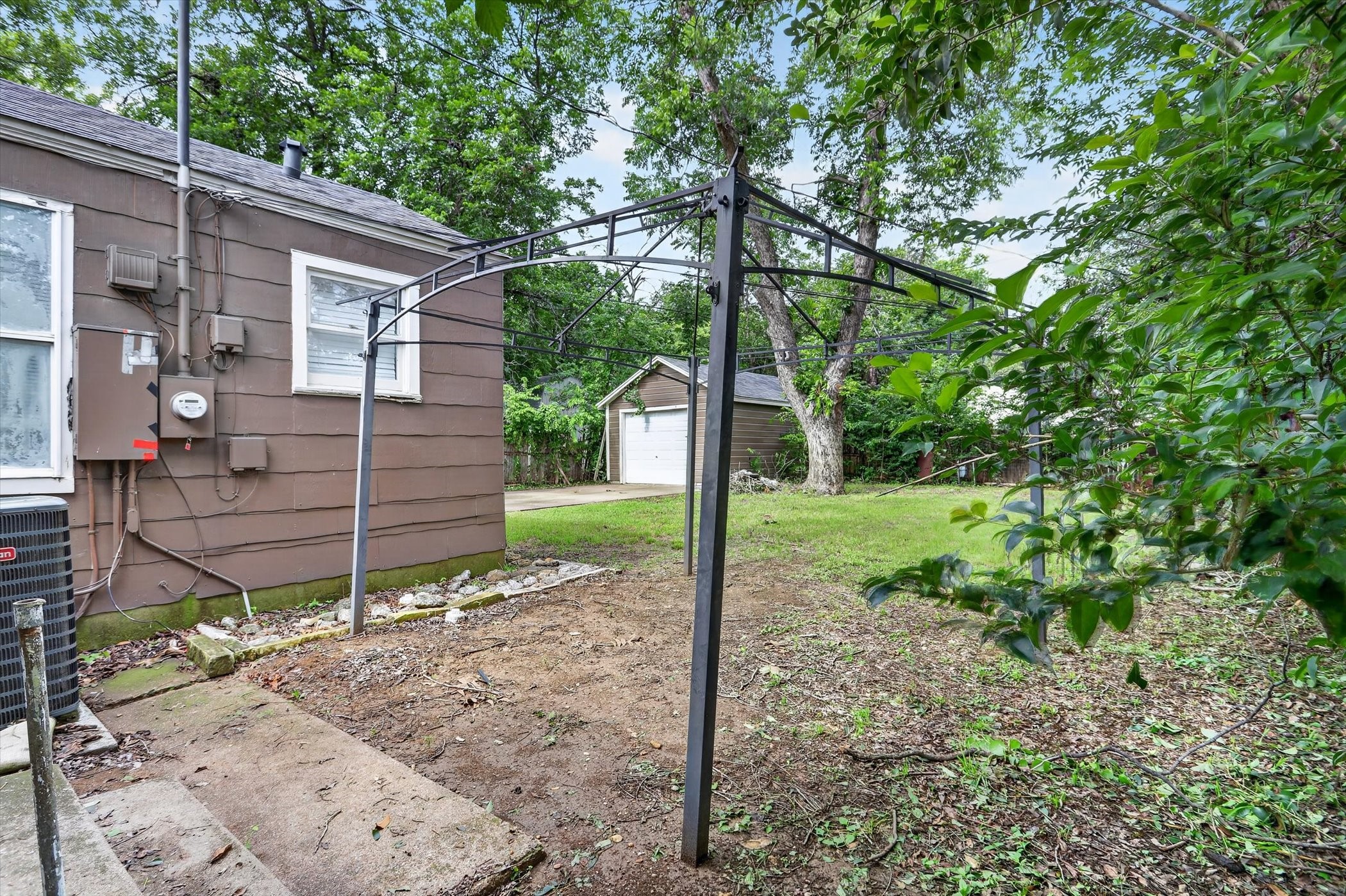 3208 Sandage Avenue Fort Worth TX 76109