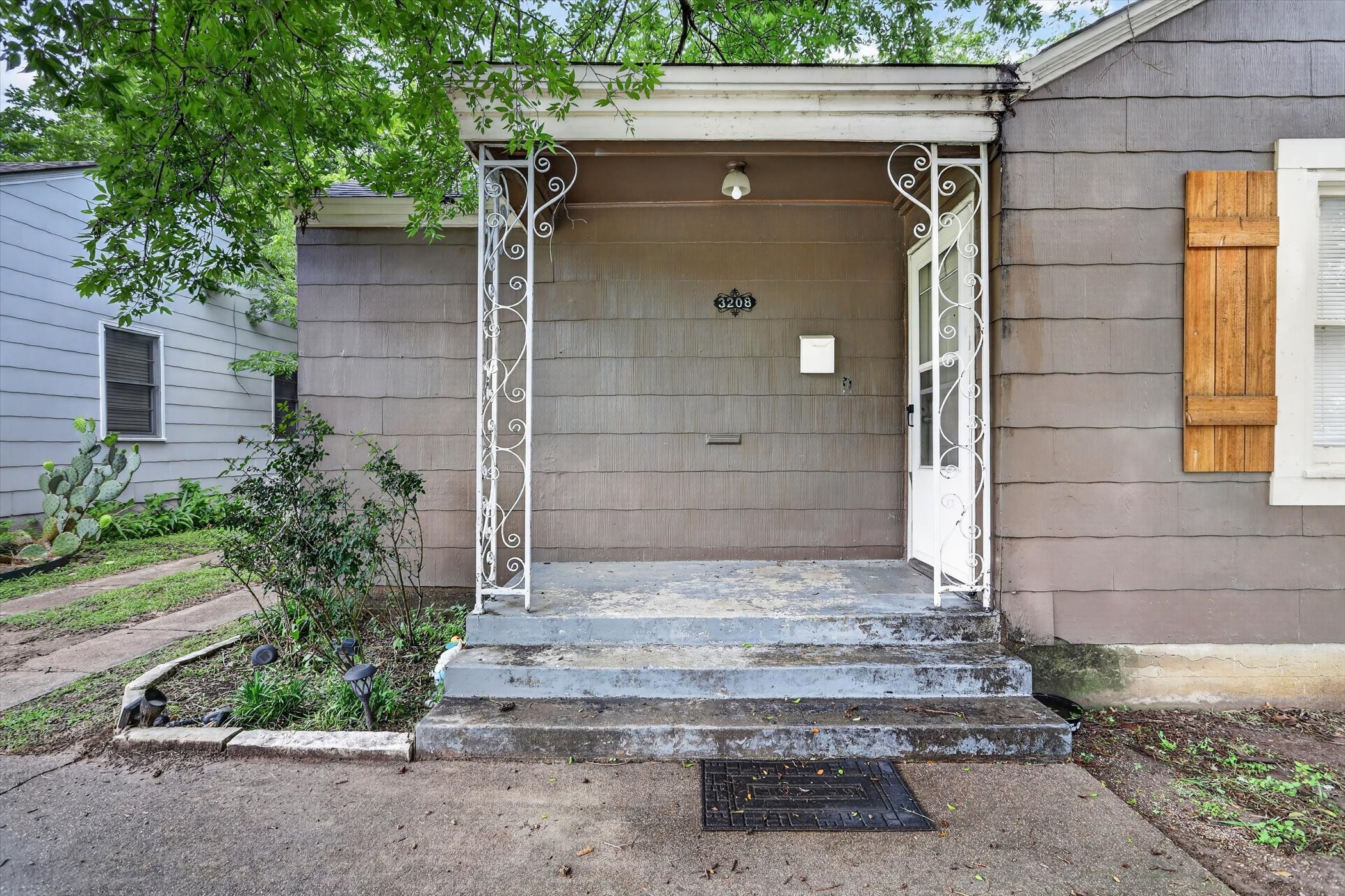 3208 Sandage Avenue Fort Worth TX 76109