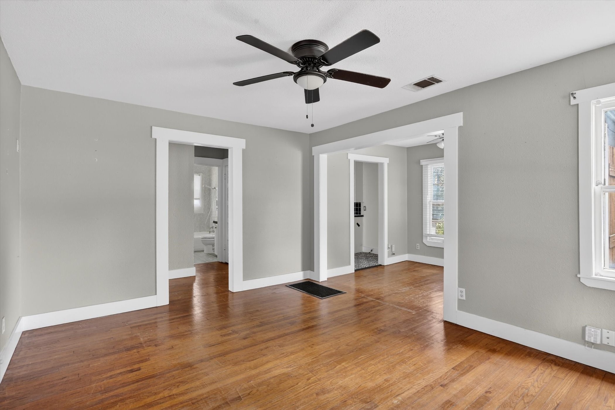 3208 Sandage Avenue Fort Worth TX 76109