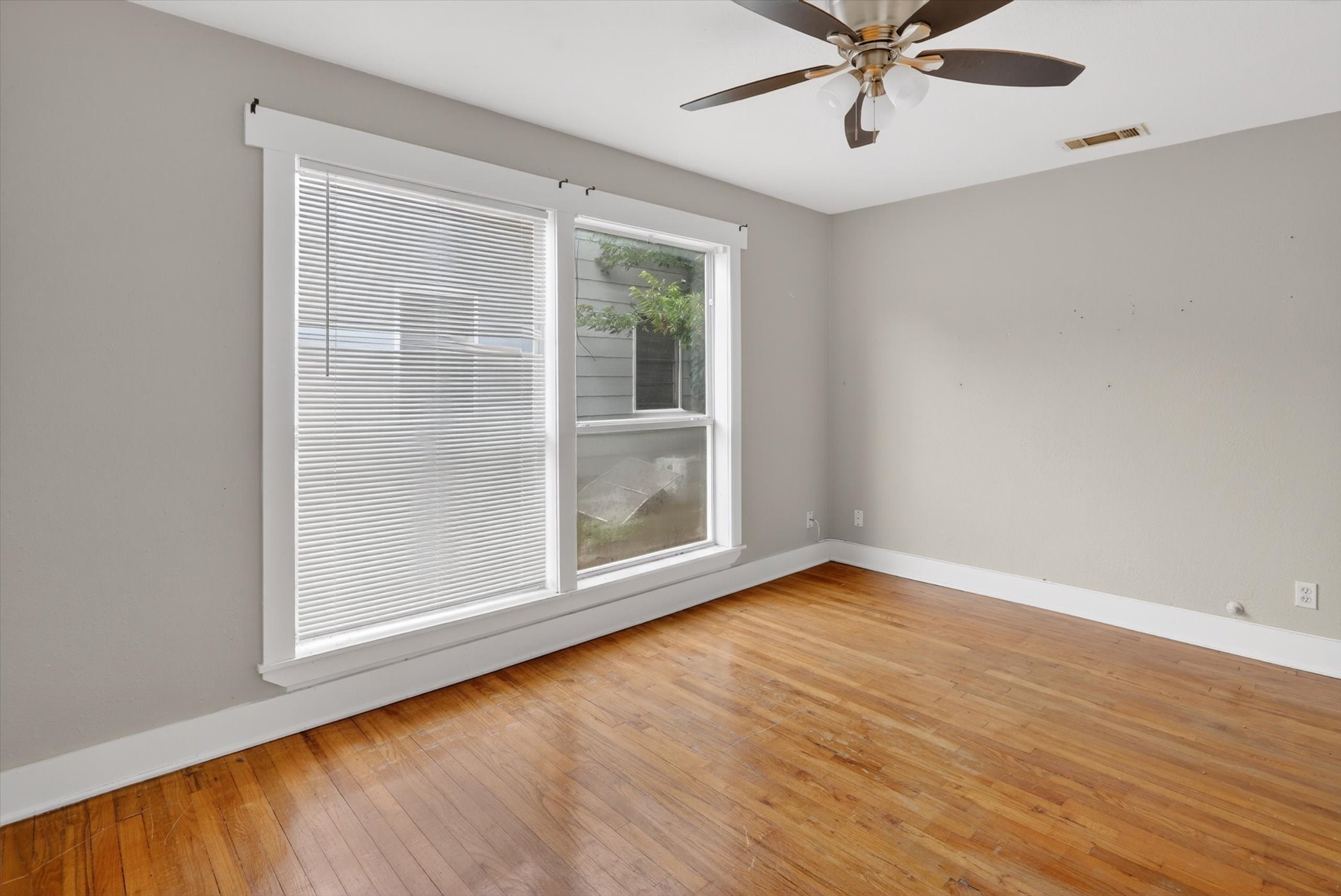 3208 Sandage Avenue Fort Worth TX 76109