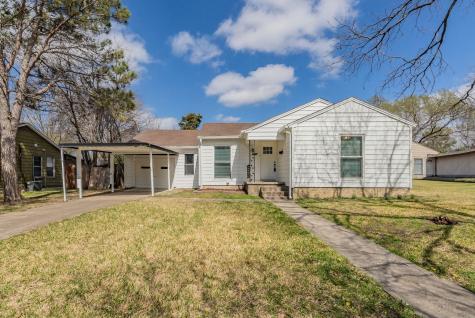 1102 W Russell Avenue Carrollton TX 75006