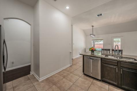 1011 Fleetwood Cove Drive Grand Prairie TX 75052