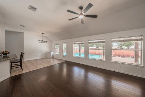 1011 Fleetwood Cove Drive Grand Prairie TX 75052