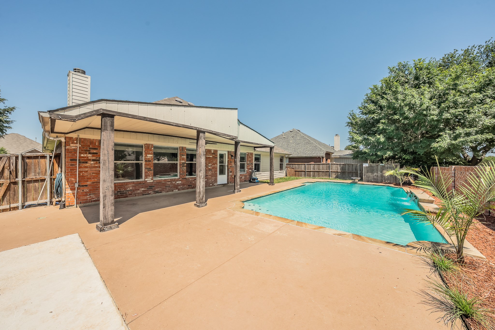 1011 Fleetwood Cove Drive Grand Prairie TX 75052