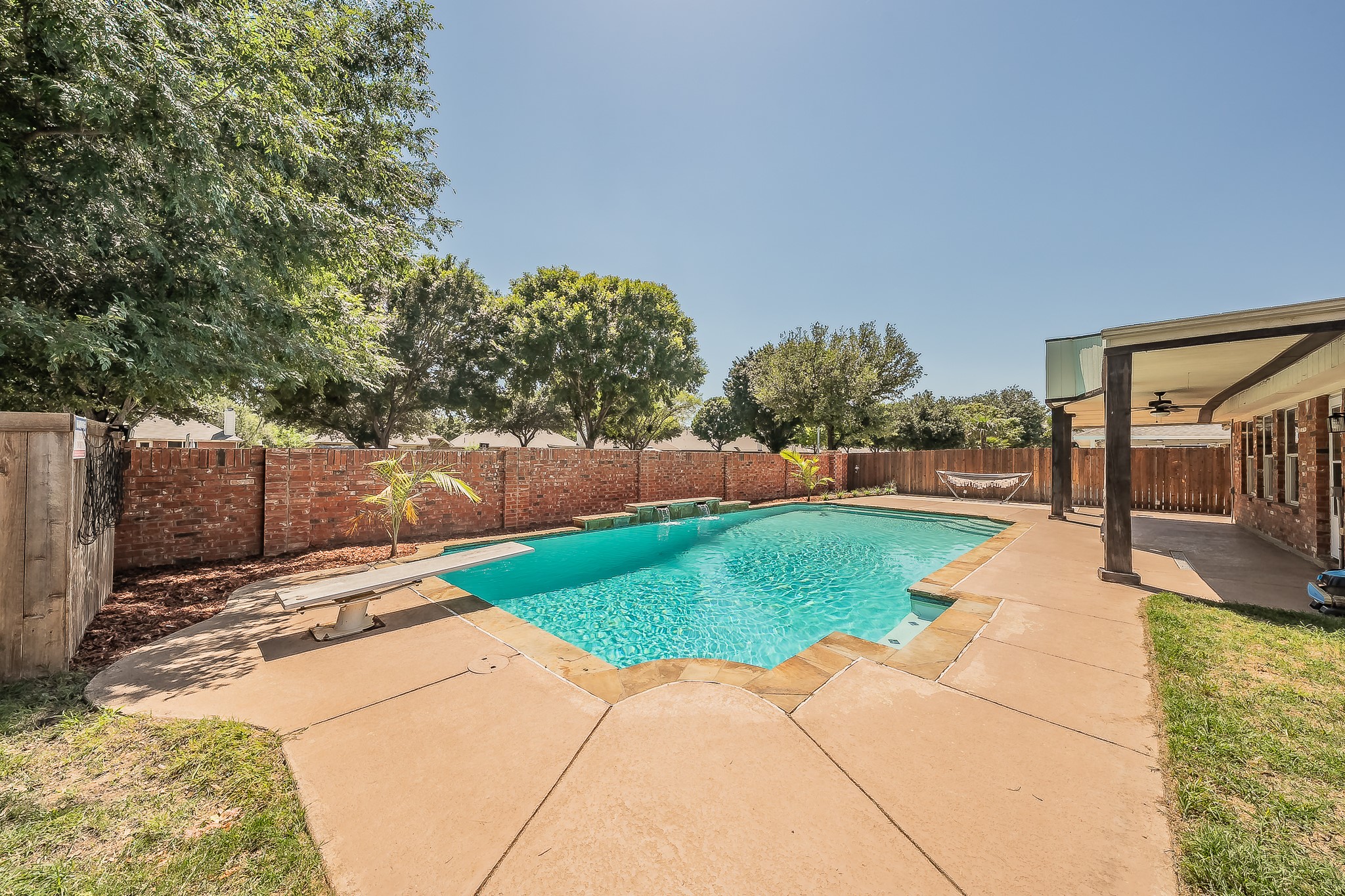 1011 Fleetwood Cove Drive Grand Prairie TX 75052