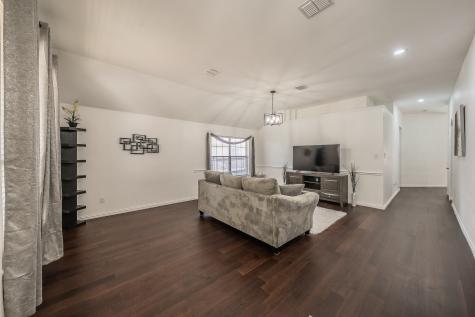 1011 Fleetwood Cove Drive Grand Prairie TX 75052