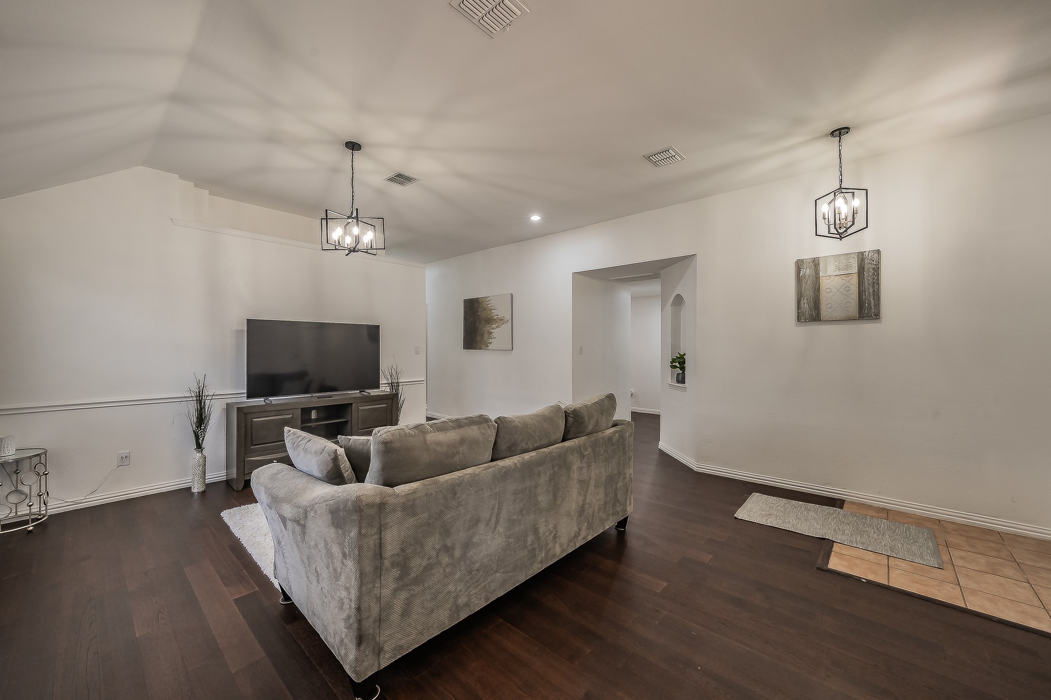 1011 Fleetwood Cove Drive Grand Prairie TX 75052