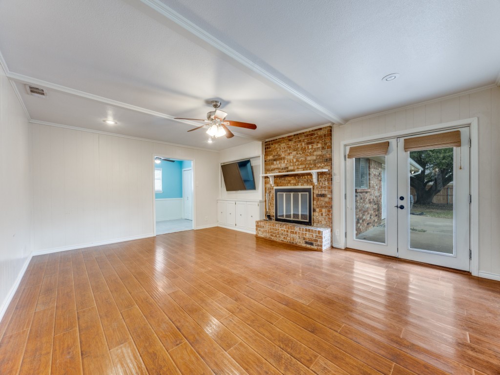 1713 Crescent Drive Sherman TX 75092