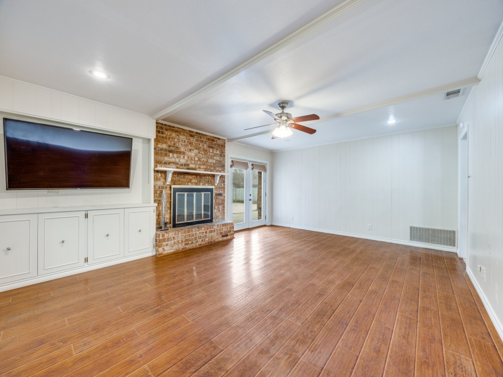 1713 Crescent Drive Sherman TX 75092
