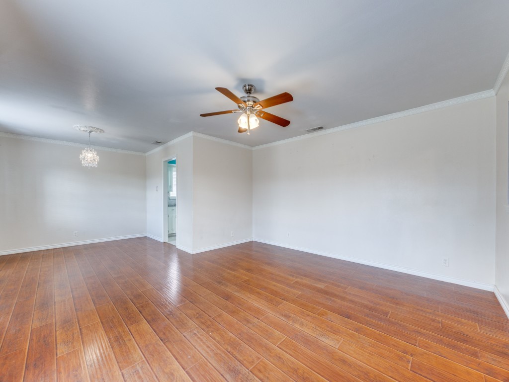 1713 Crescent Drive Sherman TX 75092