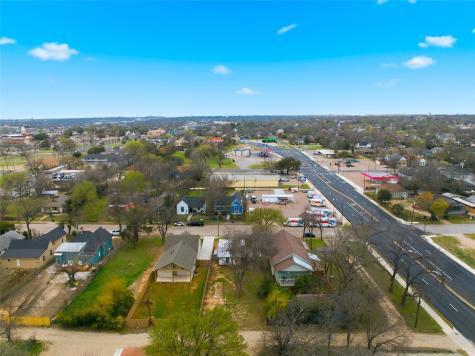 603 N 10th Street Waco TX 76701