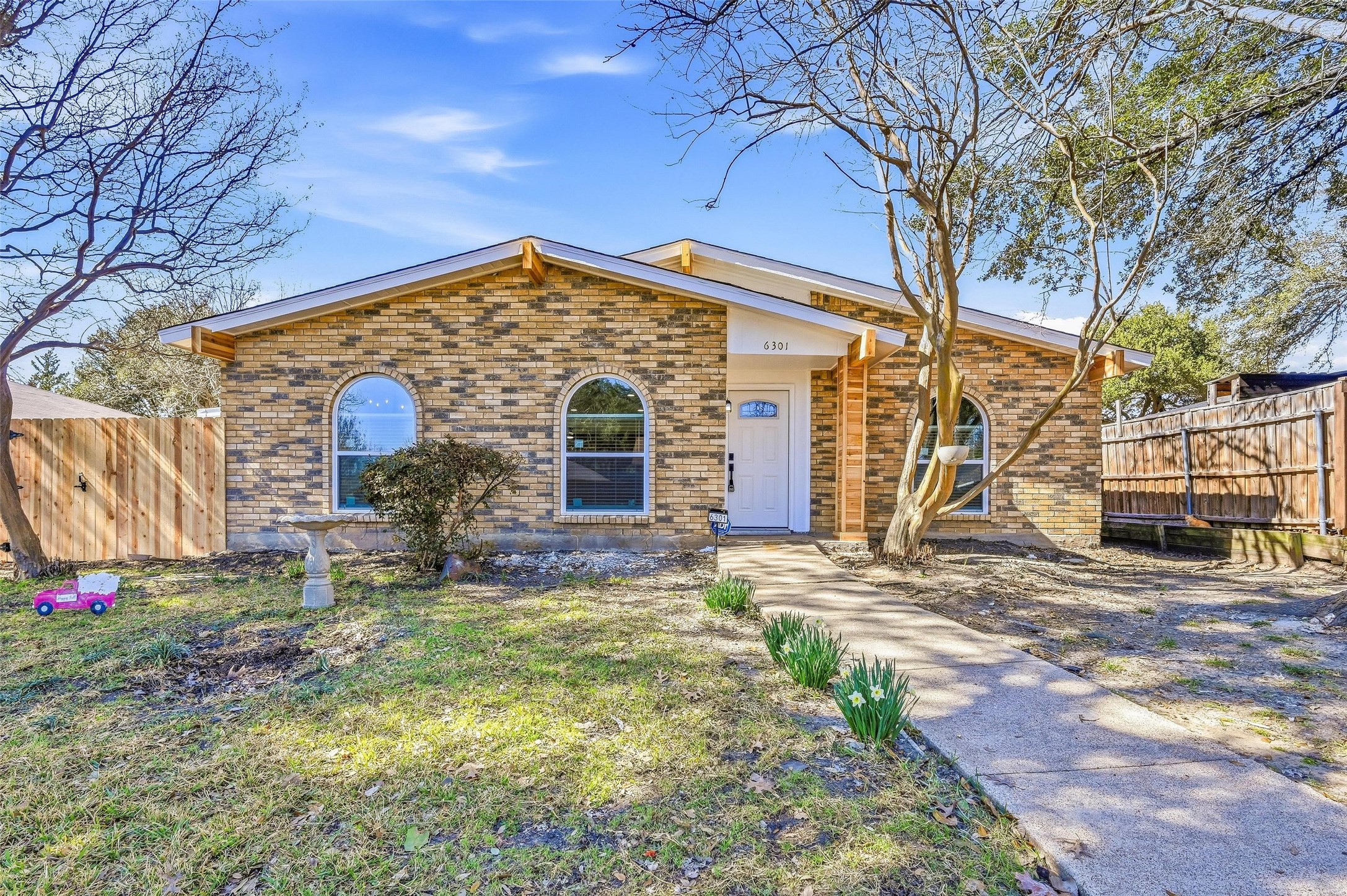 6301 Glenmoor Drive Garland TX 75043