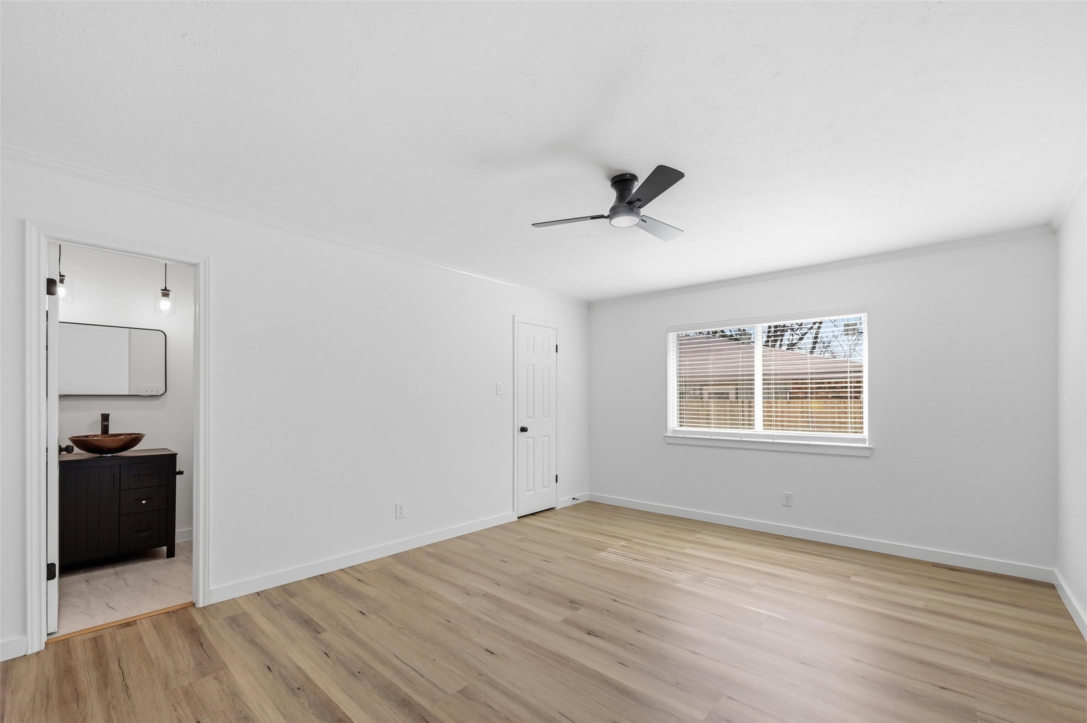 6301 Glenmoor Drive Garland TX 75043