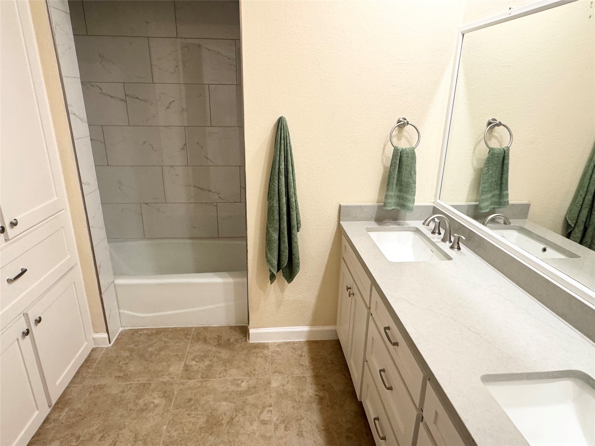 6513 Circleview Drive North Richland Hills TX 76180
